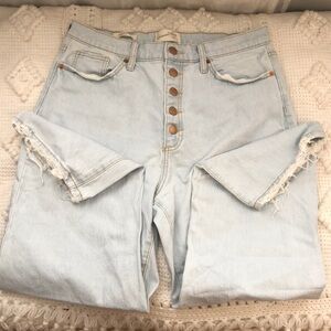 Universal Thread Vintage Straight Light Wash High Rise Button Fly Denim Jeans 12